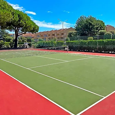 Family Gateaway In - Beahost Hotel 3*
