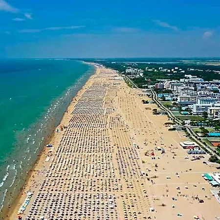 Family Gateaway In - Beahost Hotel Bibione